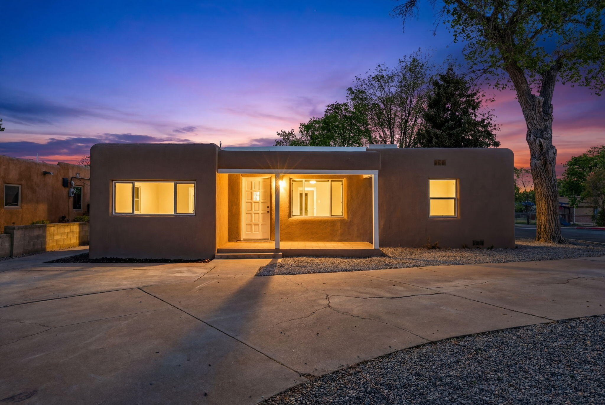 1537 Bryn Mawr Drive NE