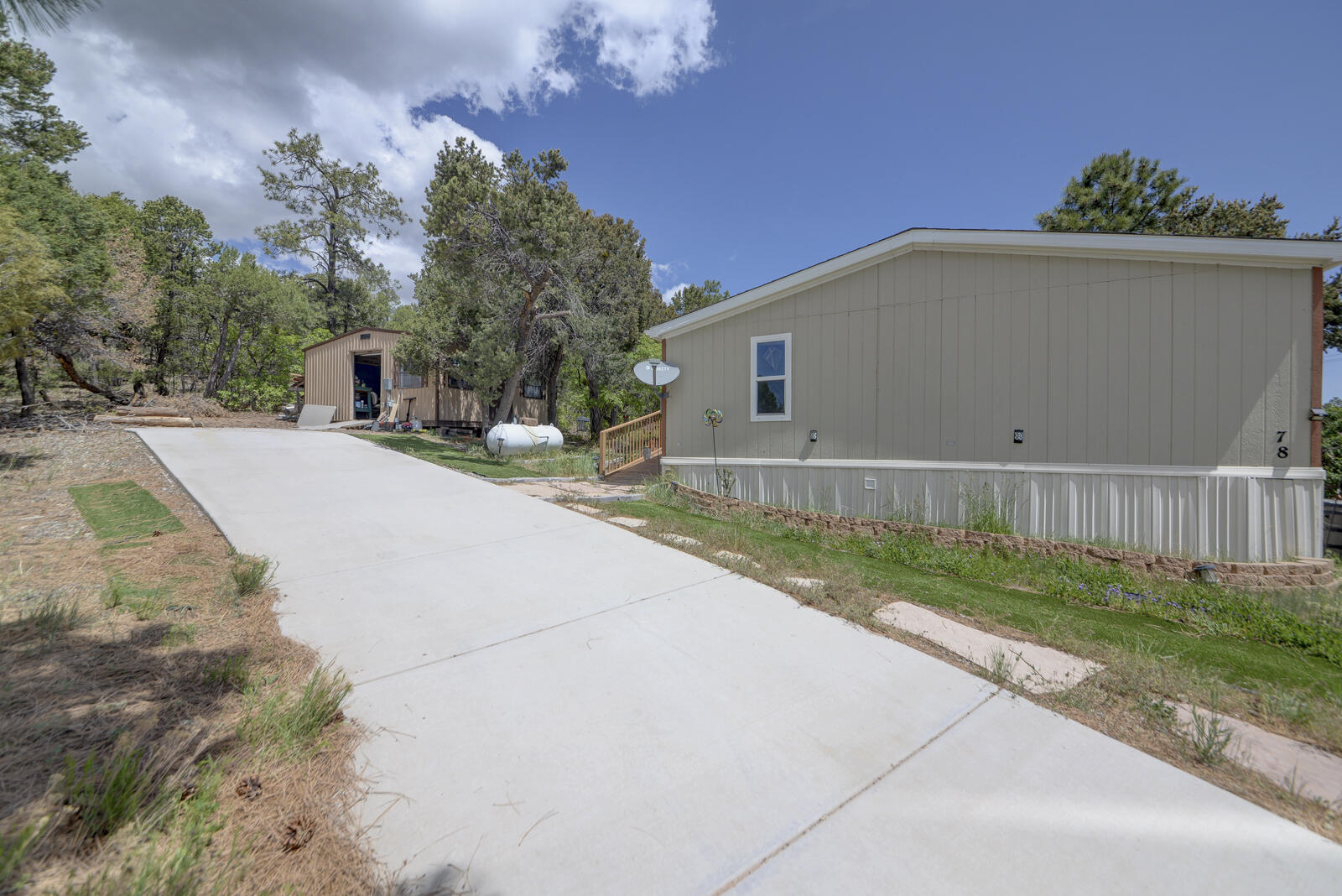 78 Raven Road, Tijeras, New Mexico image 1