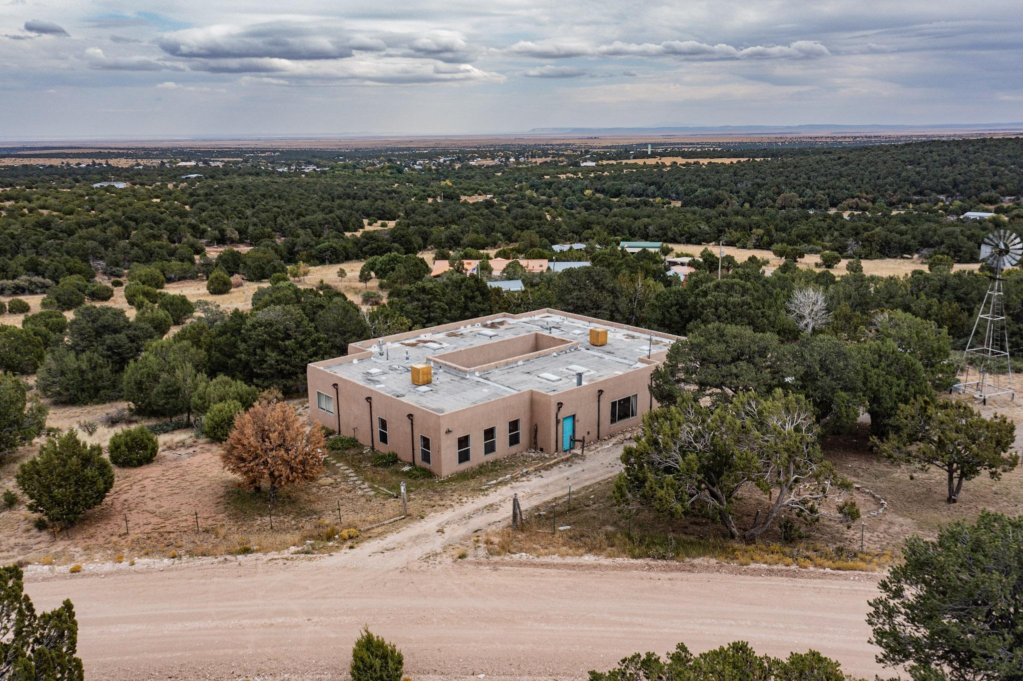 130 Torreon Heights Road, Torreon, New Mexico image 1