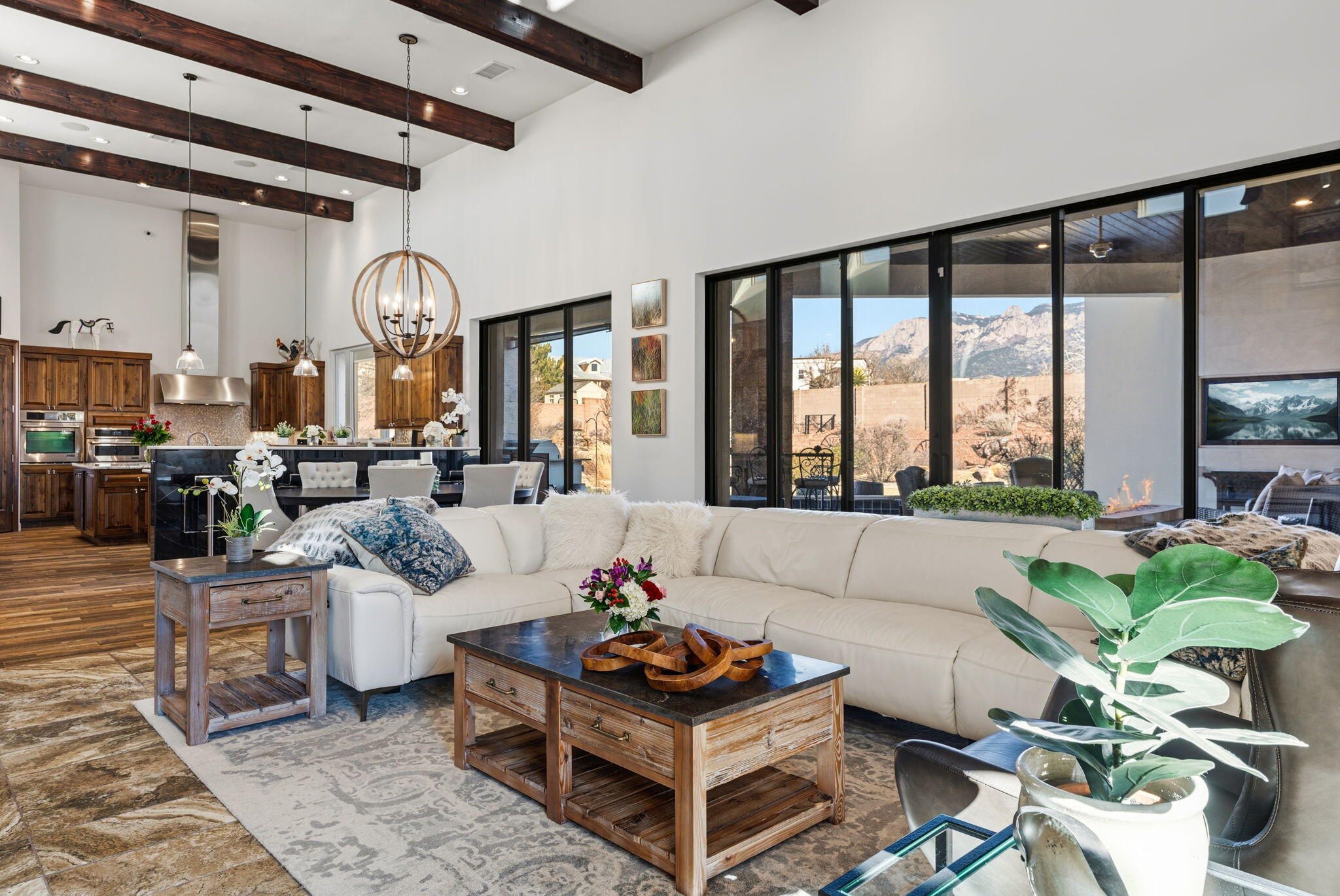 8001 Florence Avenue NE