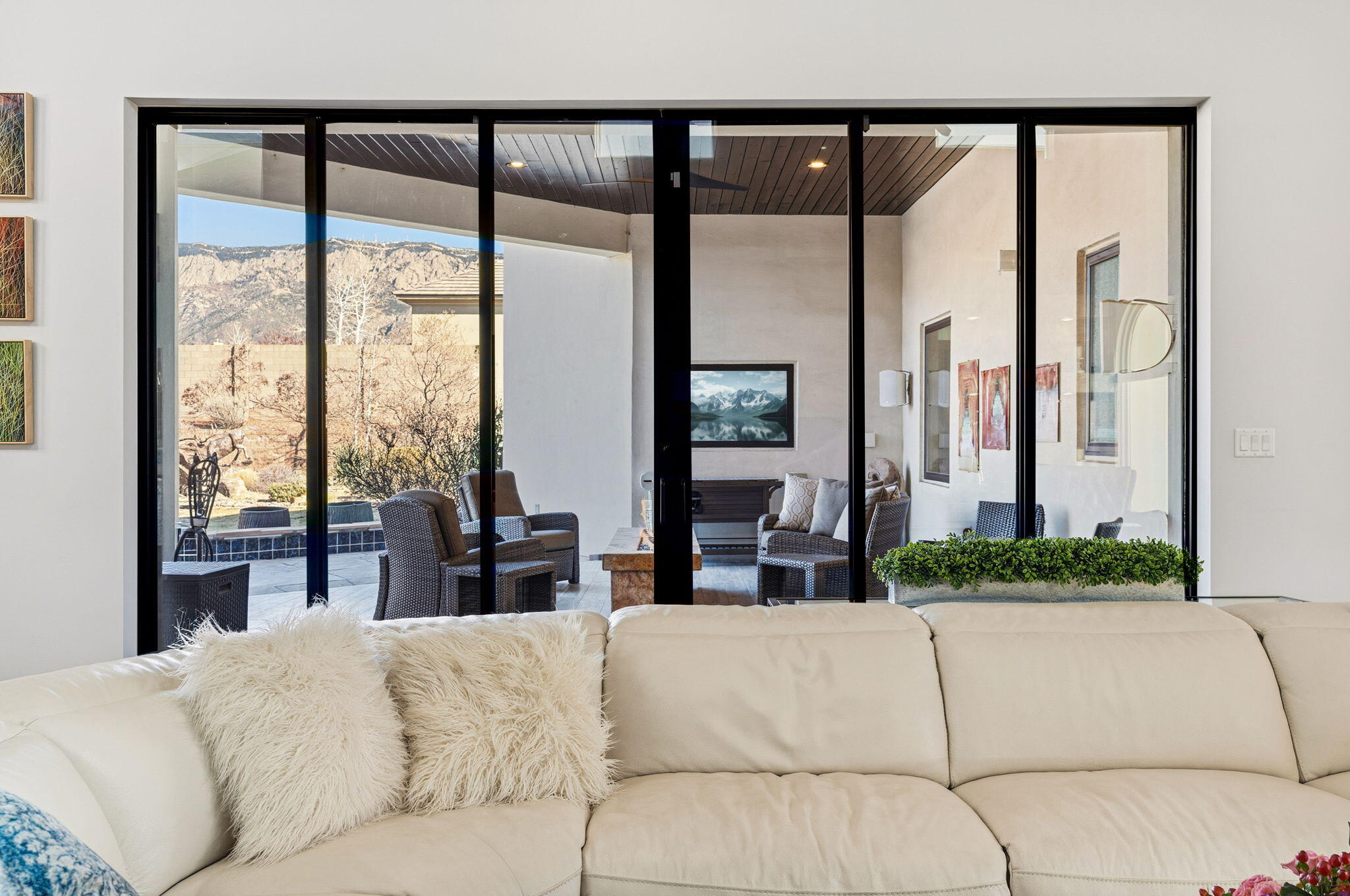 8001 Florence Avenue NE