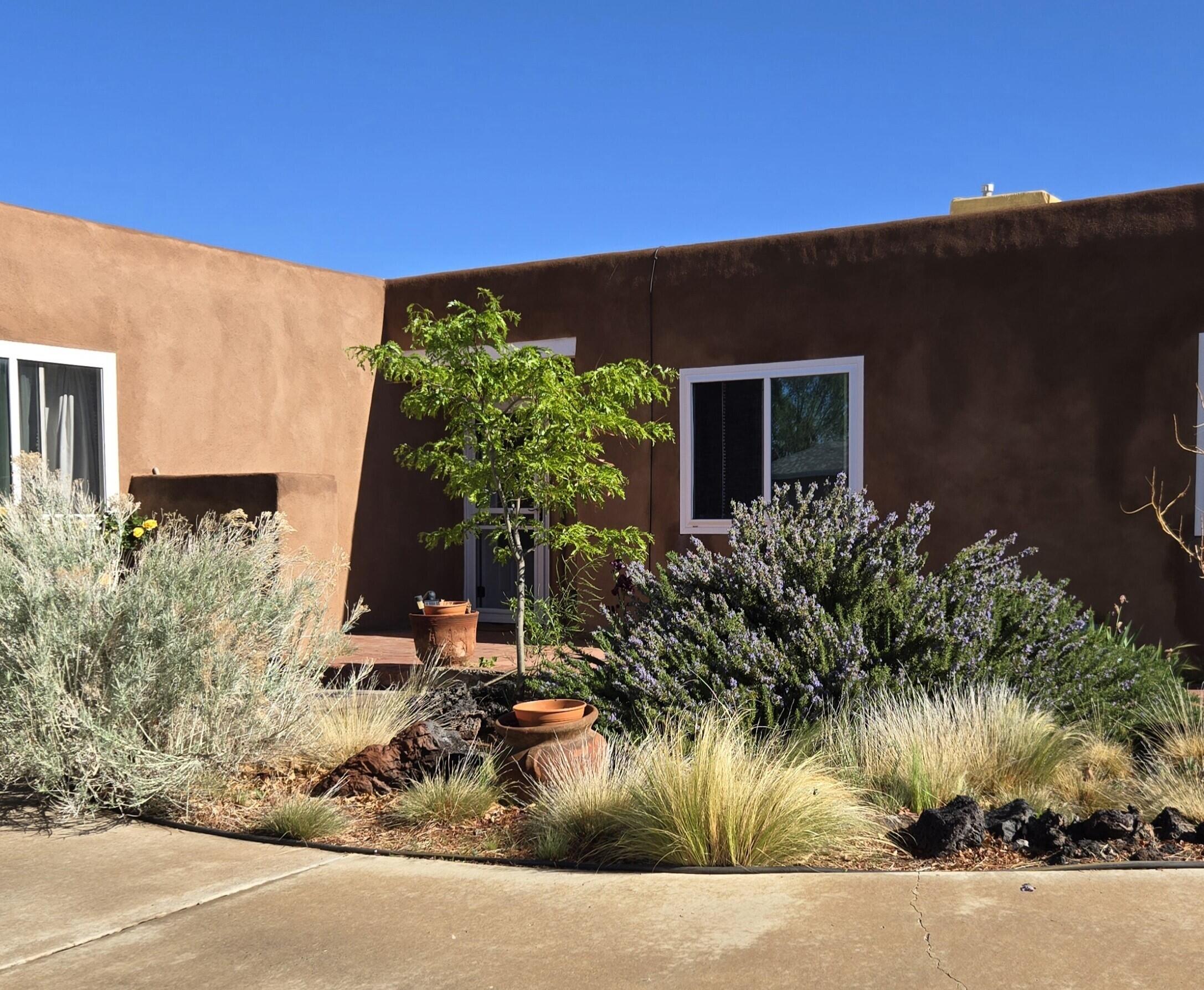 3703 Oakmount Drive, Rio Rancho, New Mexico image 4