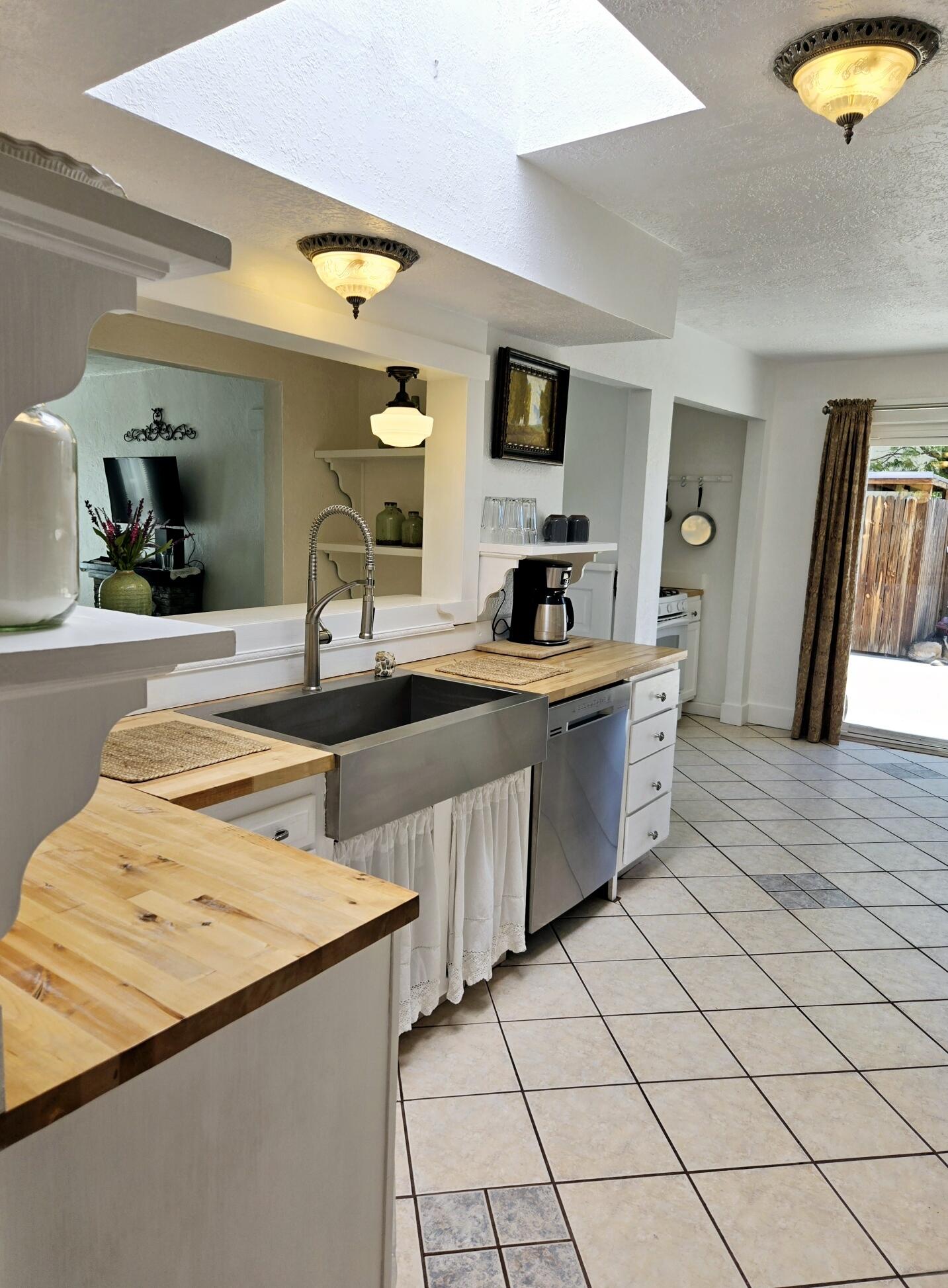 3703 Oakmount Drive, Rio Rancho, New Mexico image 28