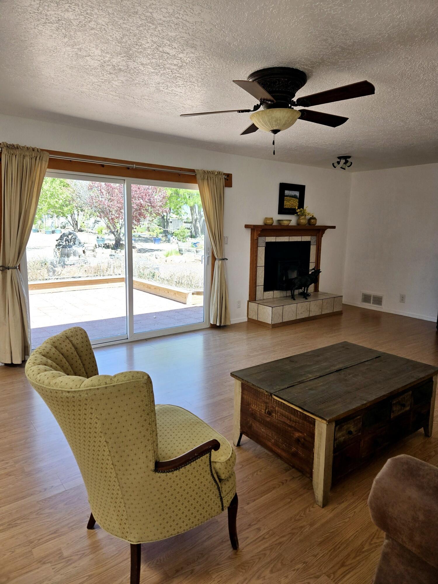3703 Oakmount Drive, Rio Rancho, New Mexico image 6