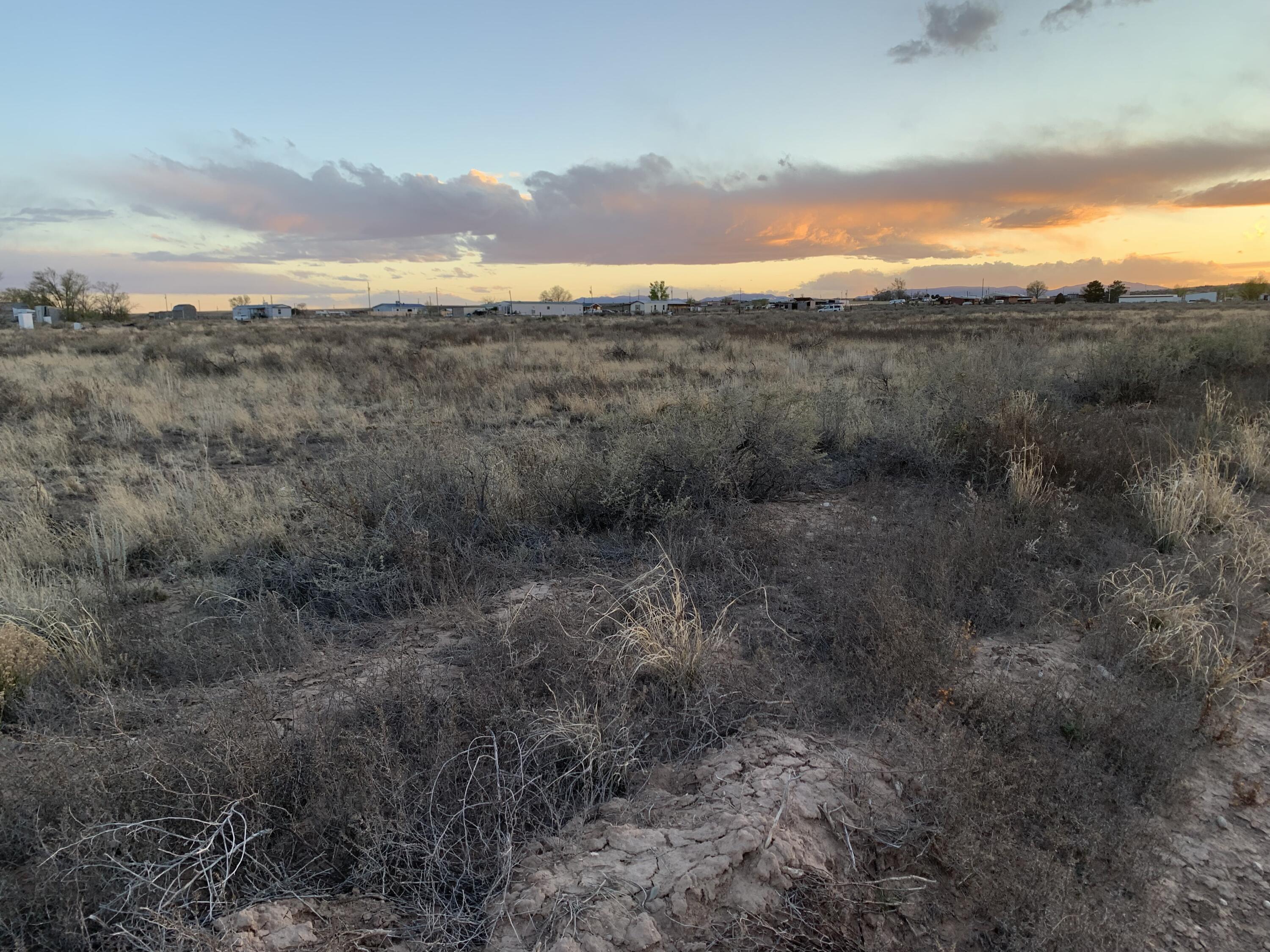 Espejo Lots 13-19 Avenue