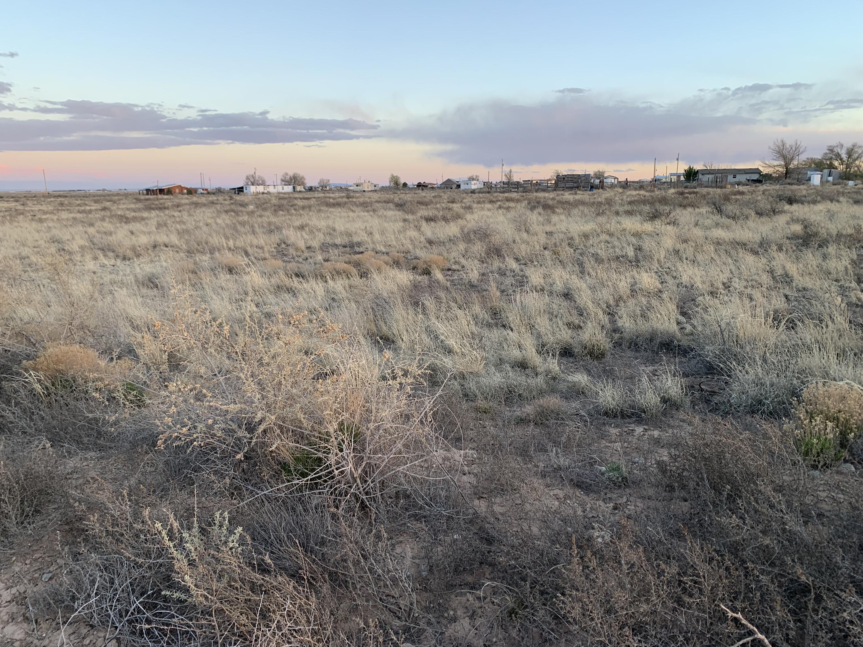 Espejo Lots 13-19 Avenue