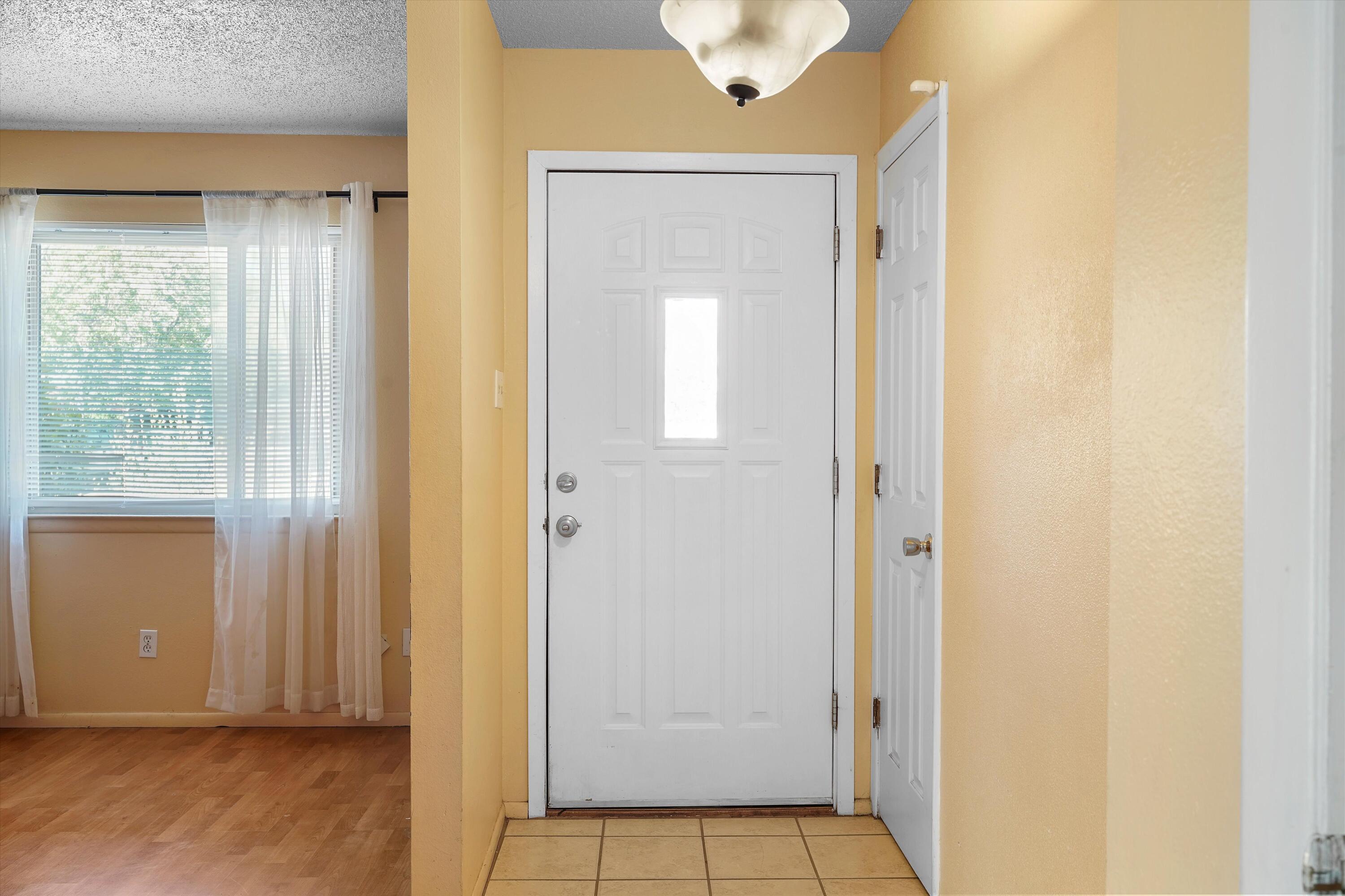 4716 Overland Street, Albuquerque, New Mexico image 8