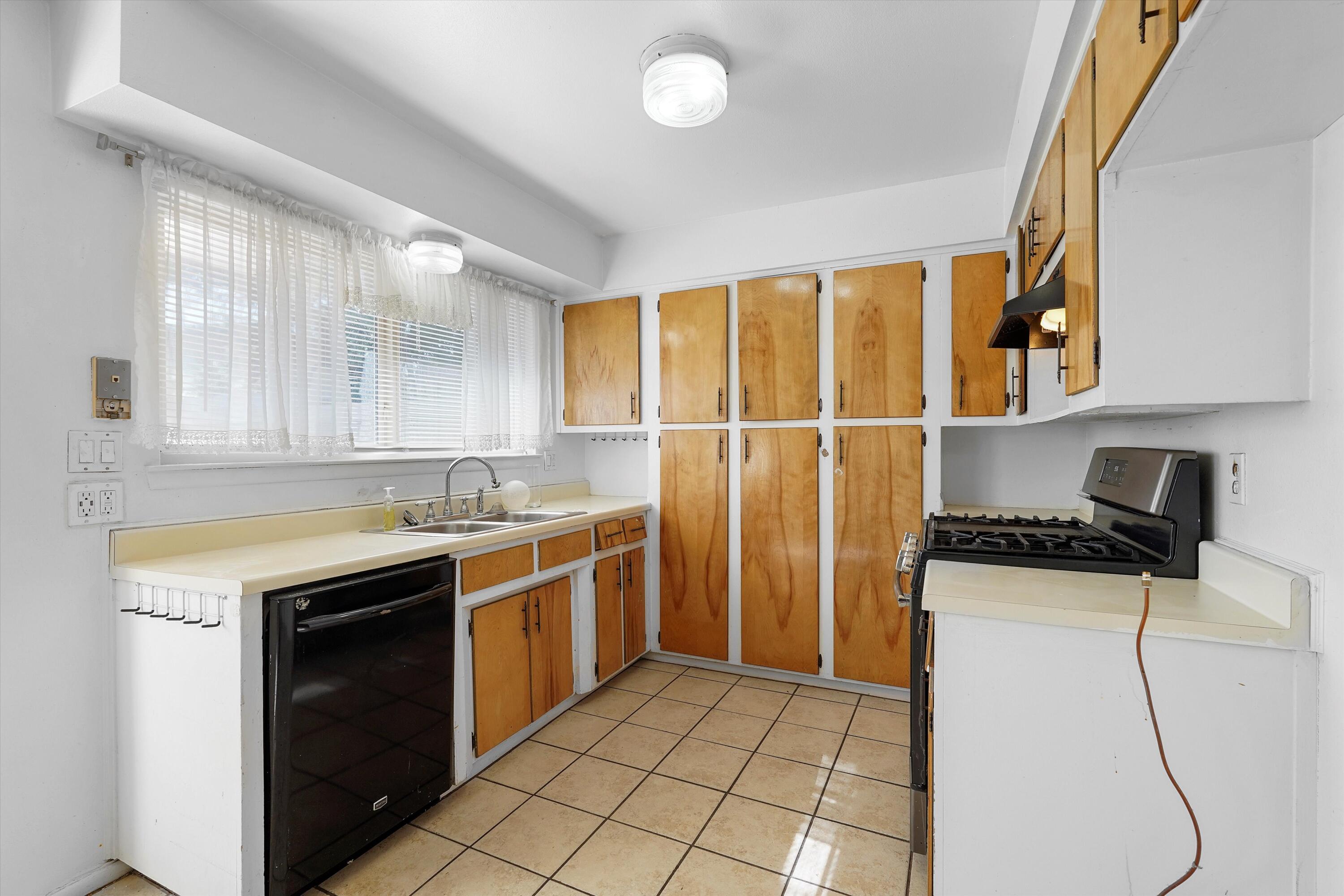 4716 Overland Street, Albuquerque, New Mexico image 6
