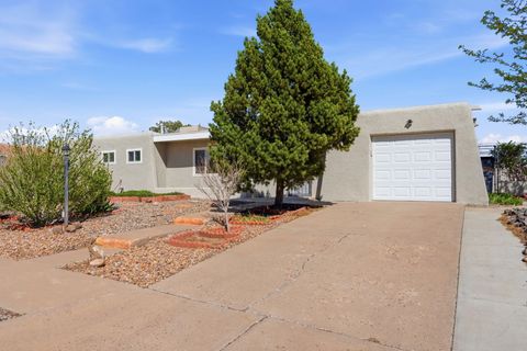 10108 Avenida Serena Drive NW Albuquerque NM 87114