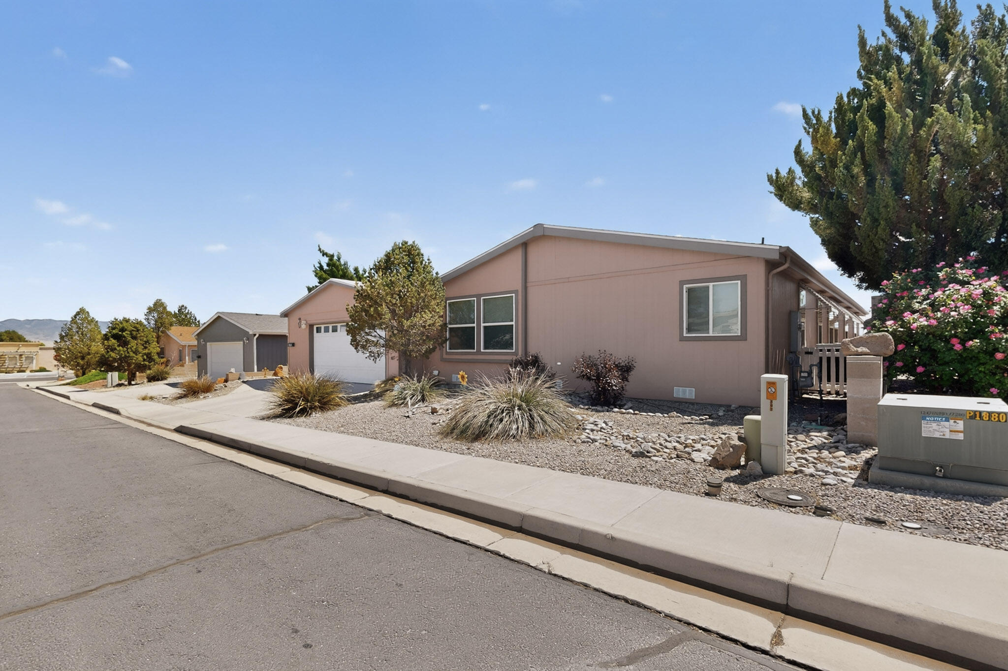 205 Sunrise Bluffs Drive