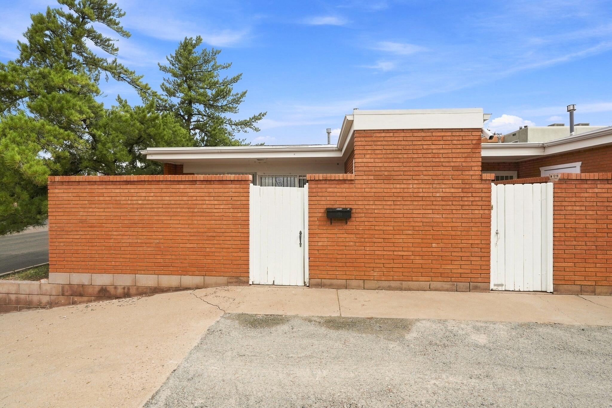 2612 Eubank Boulevard NE