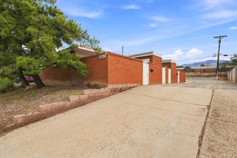 Multifamily For Sale - 2612 Eubank Boulevard<br/> Bernalillo County, Albuquerque, NM 87112