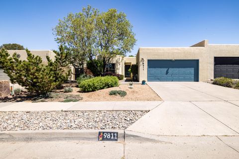 9811 Amigante Drive NE Albuquerque NM 87111