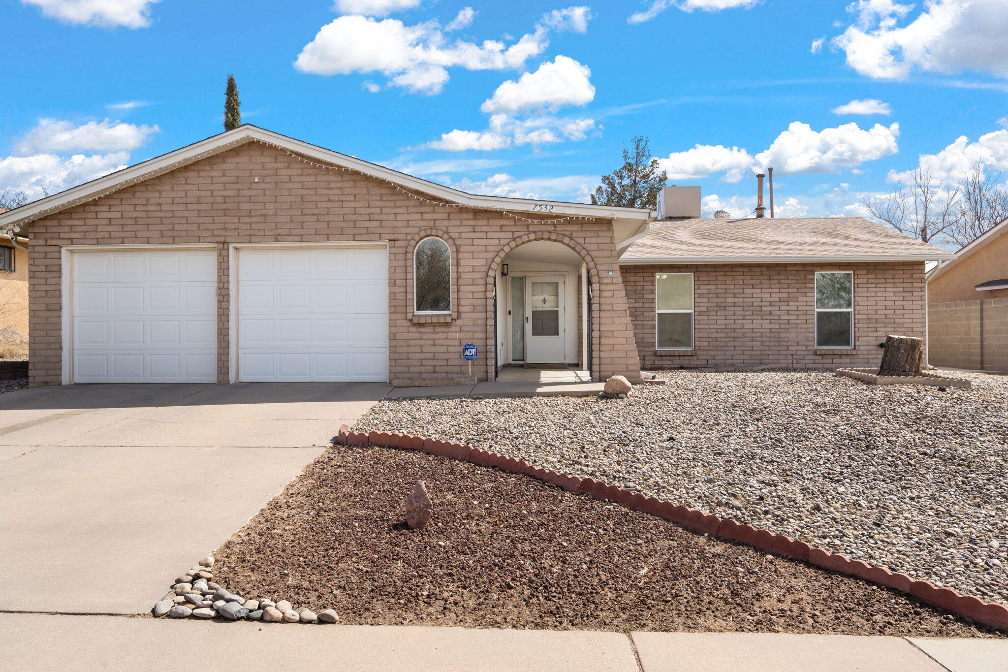 7532 Capulin Road, Albuquerque, New Mexico image 1