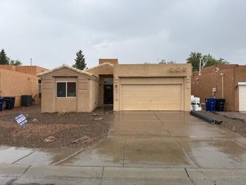 Photo of 4115 Bluestem Court NW, Albuquerque, NM 87114 (MLS # 1092823)