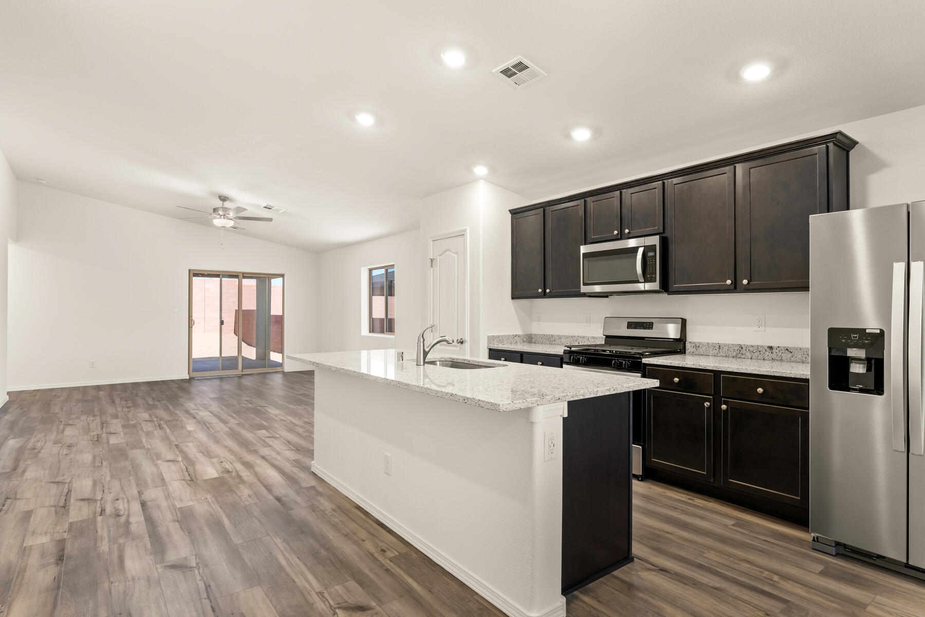 5089 Findley Street, Los Lunas, New Mexico image 4