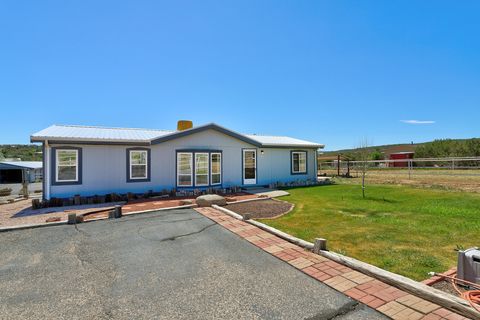 Photo of 16 Stagecoach Junction Road, Sandia Park, NM 87047 (MLS # 1106585)