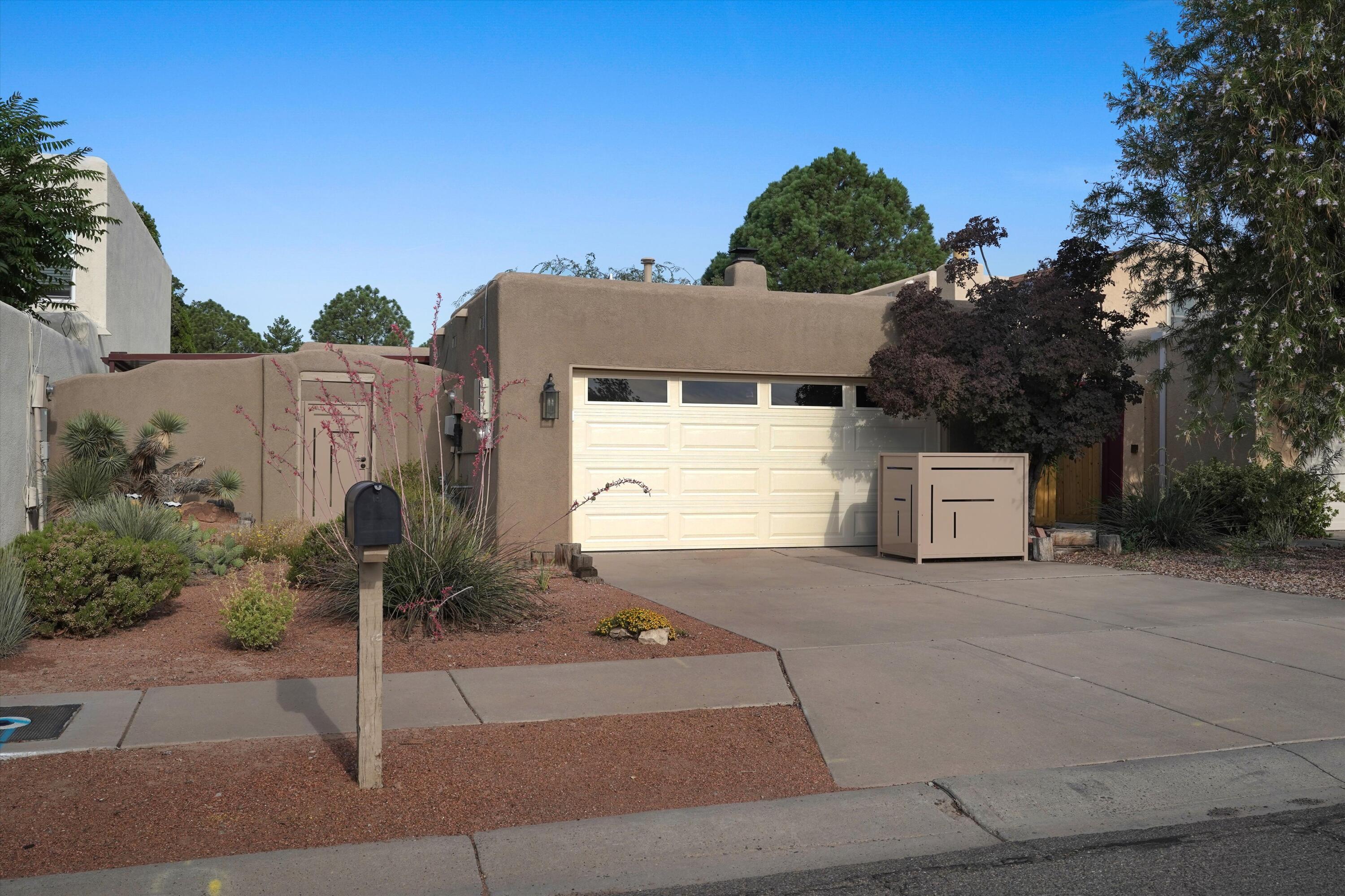 5227 Saratoga Drive NW