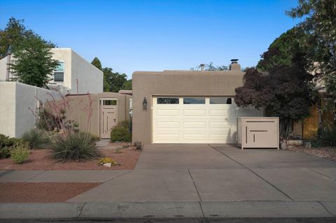 Photo of 5227 Saratoga Drive NW, Albuquerque, NM 87120 (MLS # 1106942)
