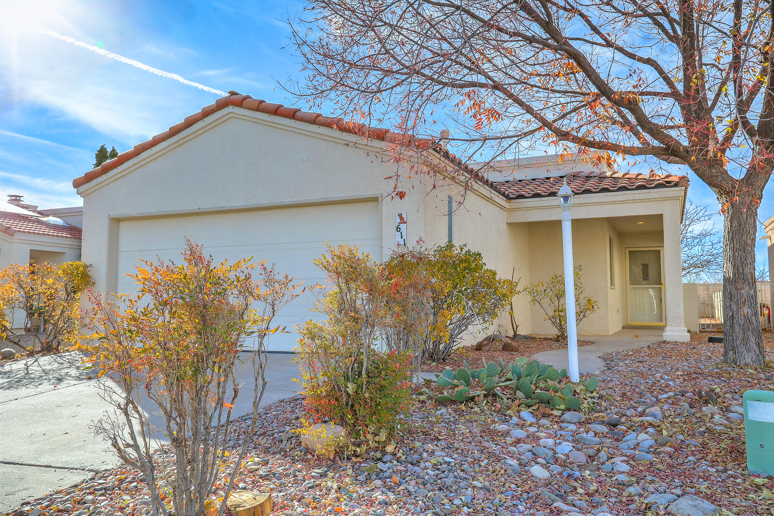 611 Hermit Falls Drive, Rio Rancho, New Mexico image 1