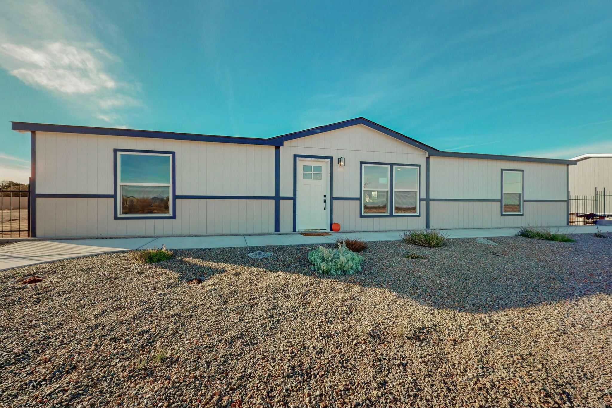 28 Scarlett Ohara Street, Moriarty, New Mexico image 1