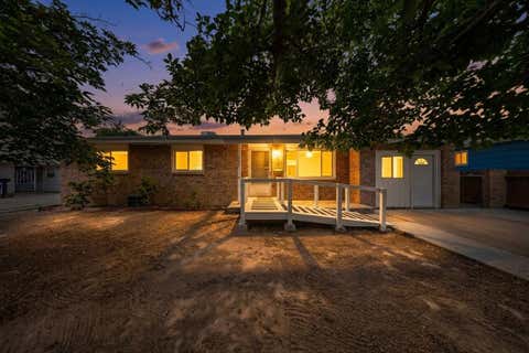 Homes For Sale - 4821 Douglas Macarthur Road<br/> Bernalillo County, Albuquerque, NM 87110