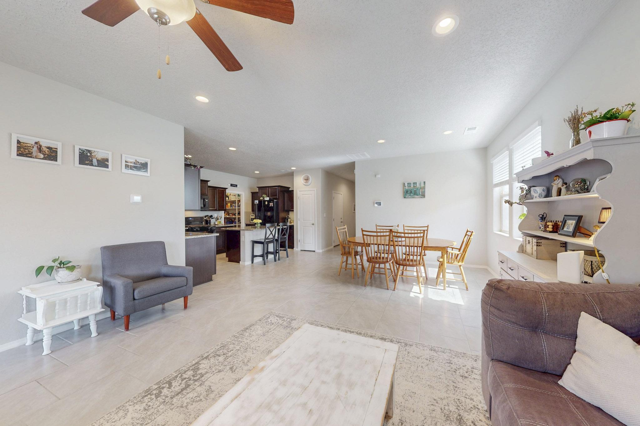 1854 Valle Vista Road, Los Lunas, New Mexico image 8