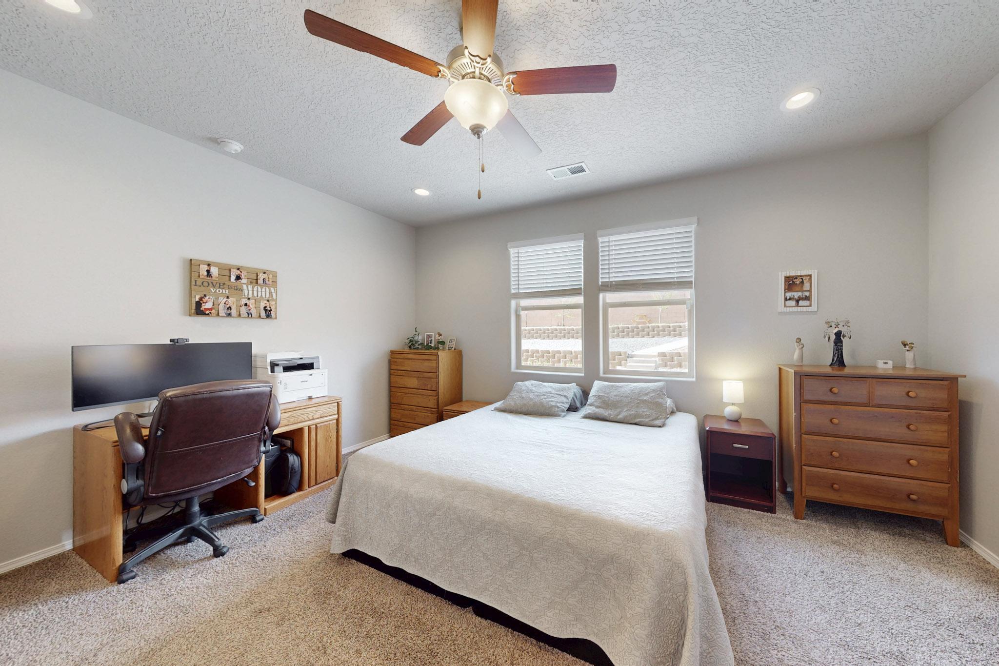 1854 Valle Vista Road, Los Lunas, New Mexico image 13