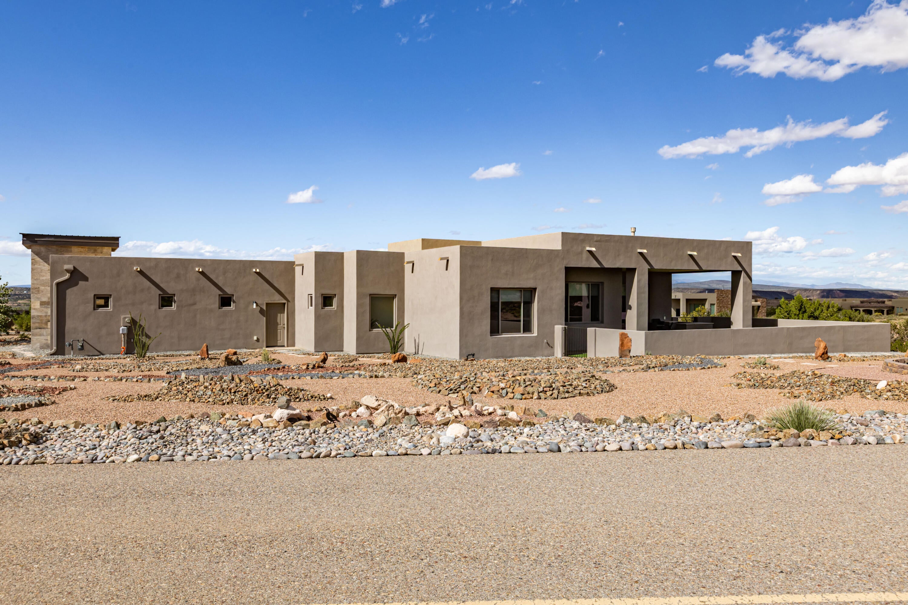 4 Mimbres Court