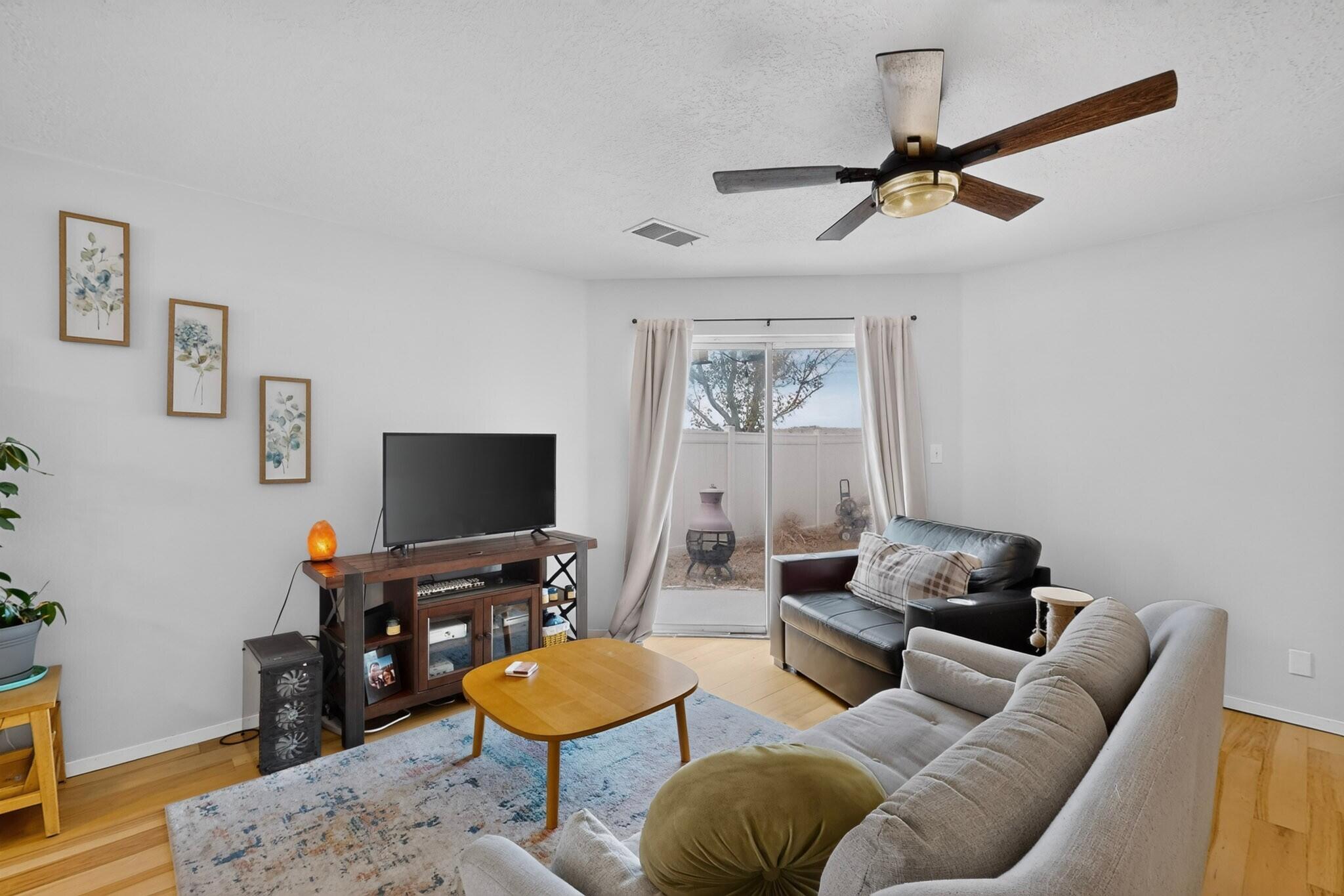 2153 High Desert Circle NE