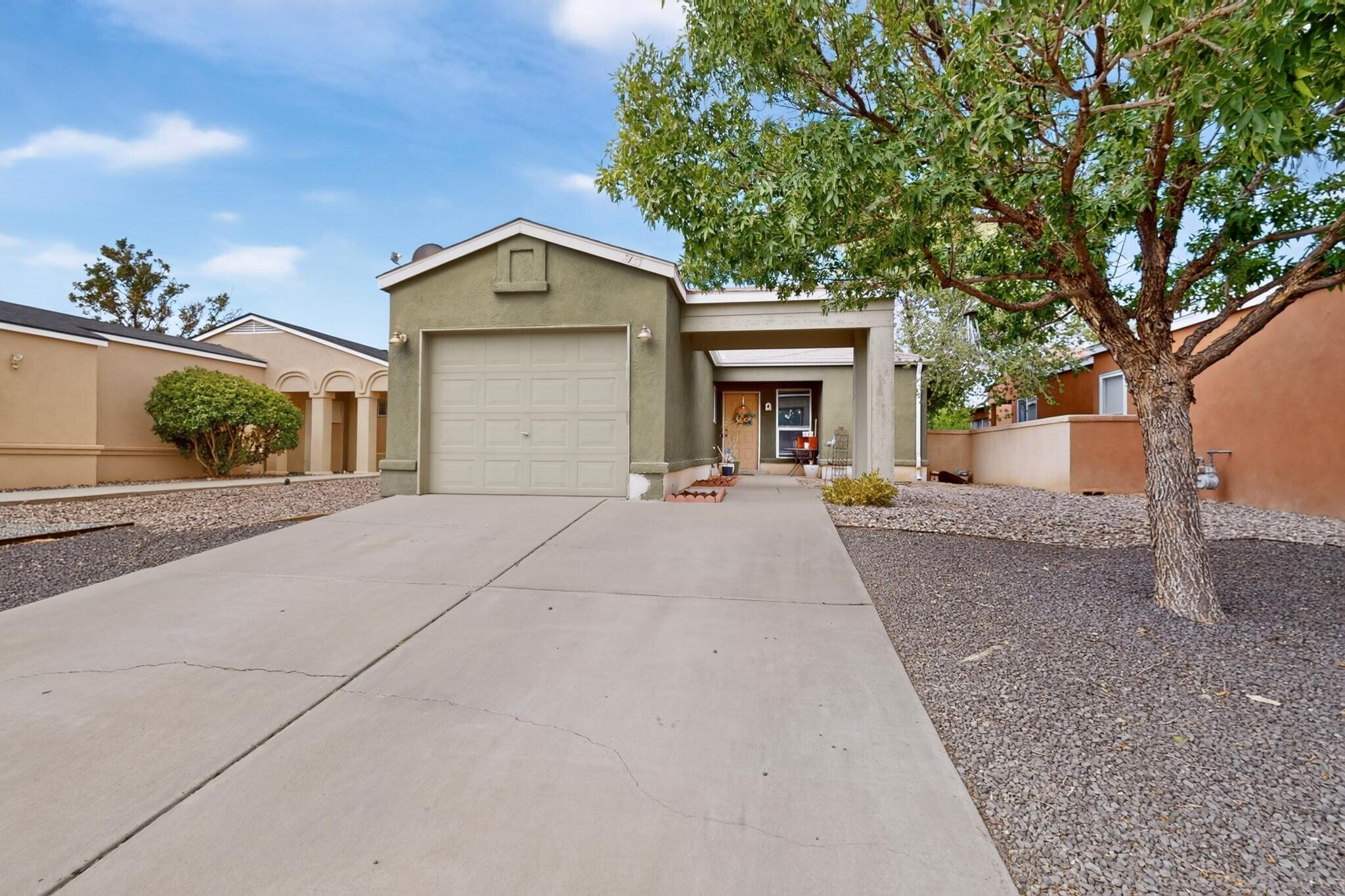 2153 High Desert Circle NE