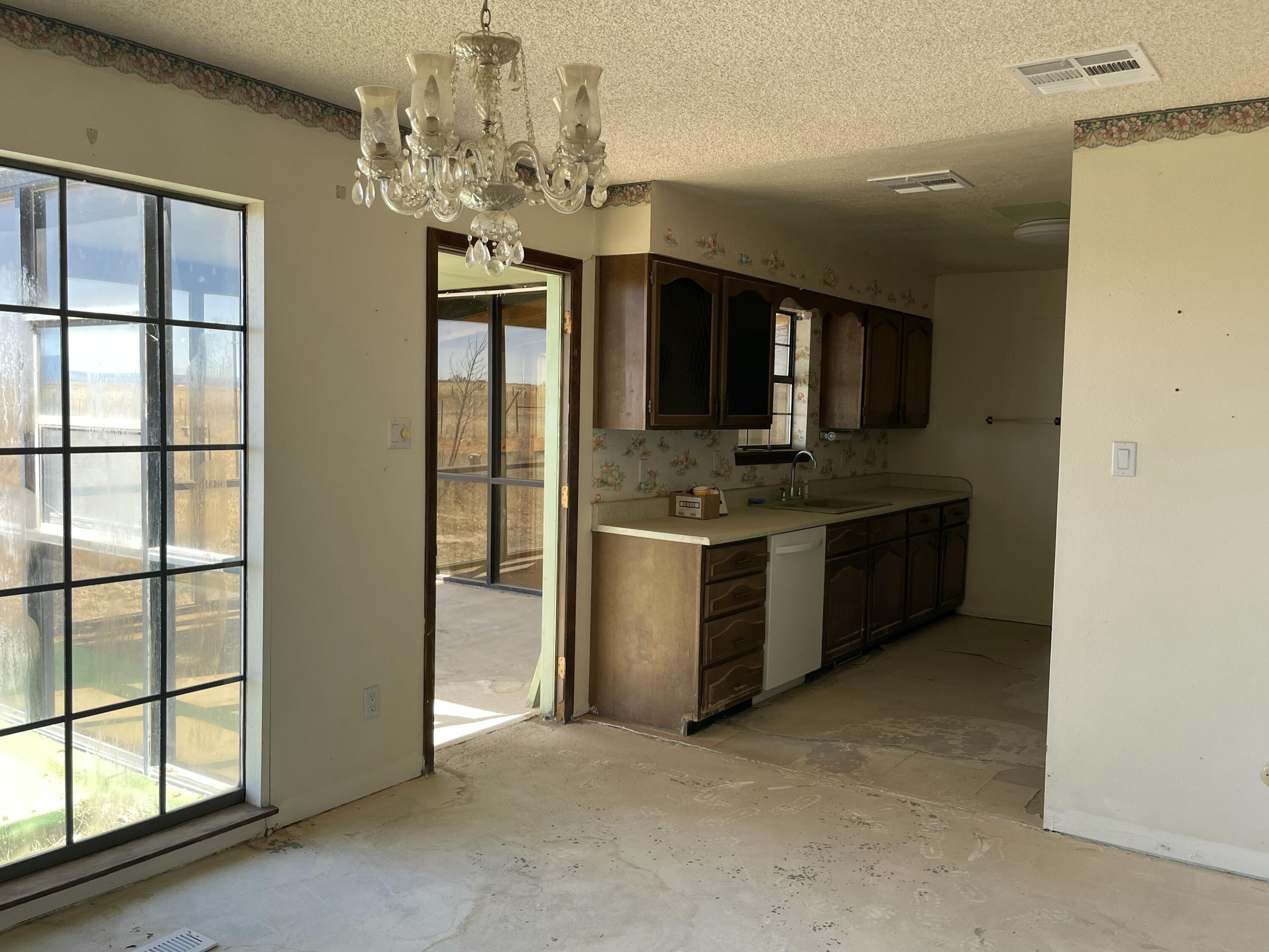 715 N Walker Street, Estancia, New Mexico image 13