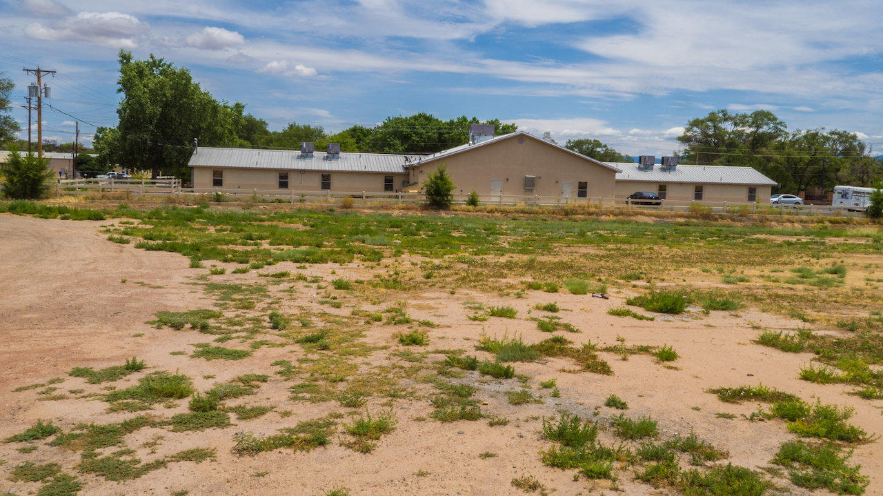 Taylor Road, Los Lunas, New Mexico image 5