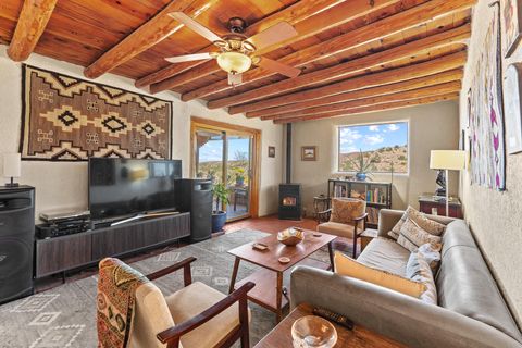 Photo of 8 Camino Del Torreon, Placitas, NM 87043 (MLS # 1092577)