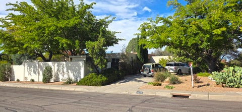 Photo of 7601 Hendrix Road NE, Albuquerque, NM 87110 (MLS # 1112943)