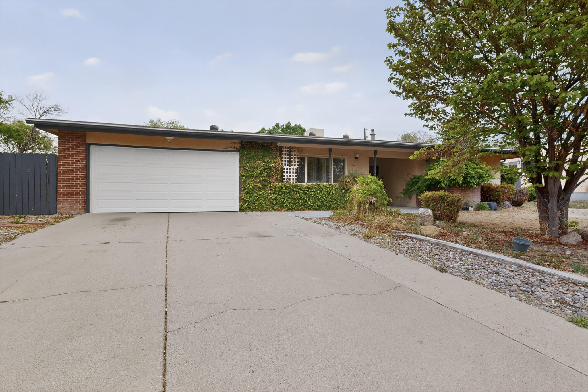 6311 Driscoll Avenue NE