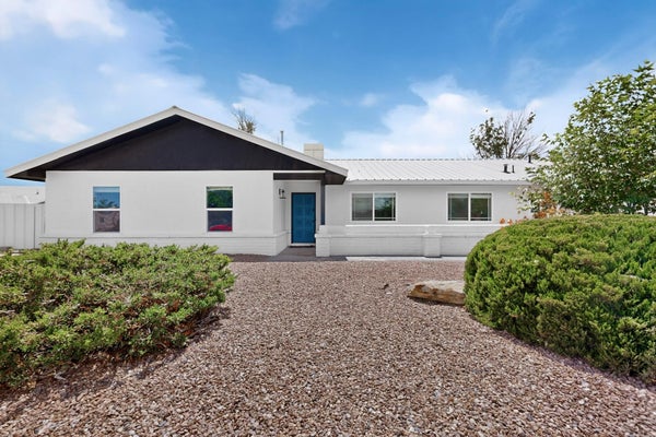 135 TARPON AVE SE, RIO RANCHO, NM 87124 - Image ccc750b56743f9b23c8e65db6b5c504a/3302036406