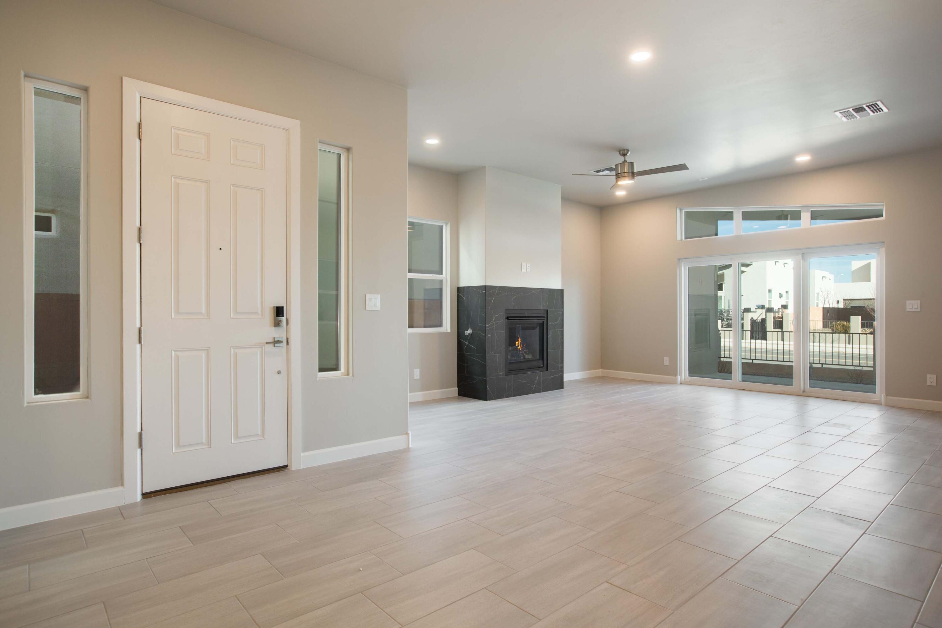 2432 De Kooning Avenue SE