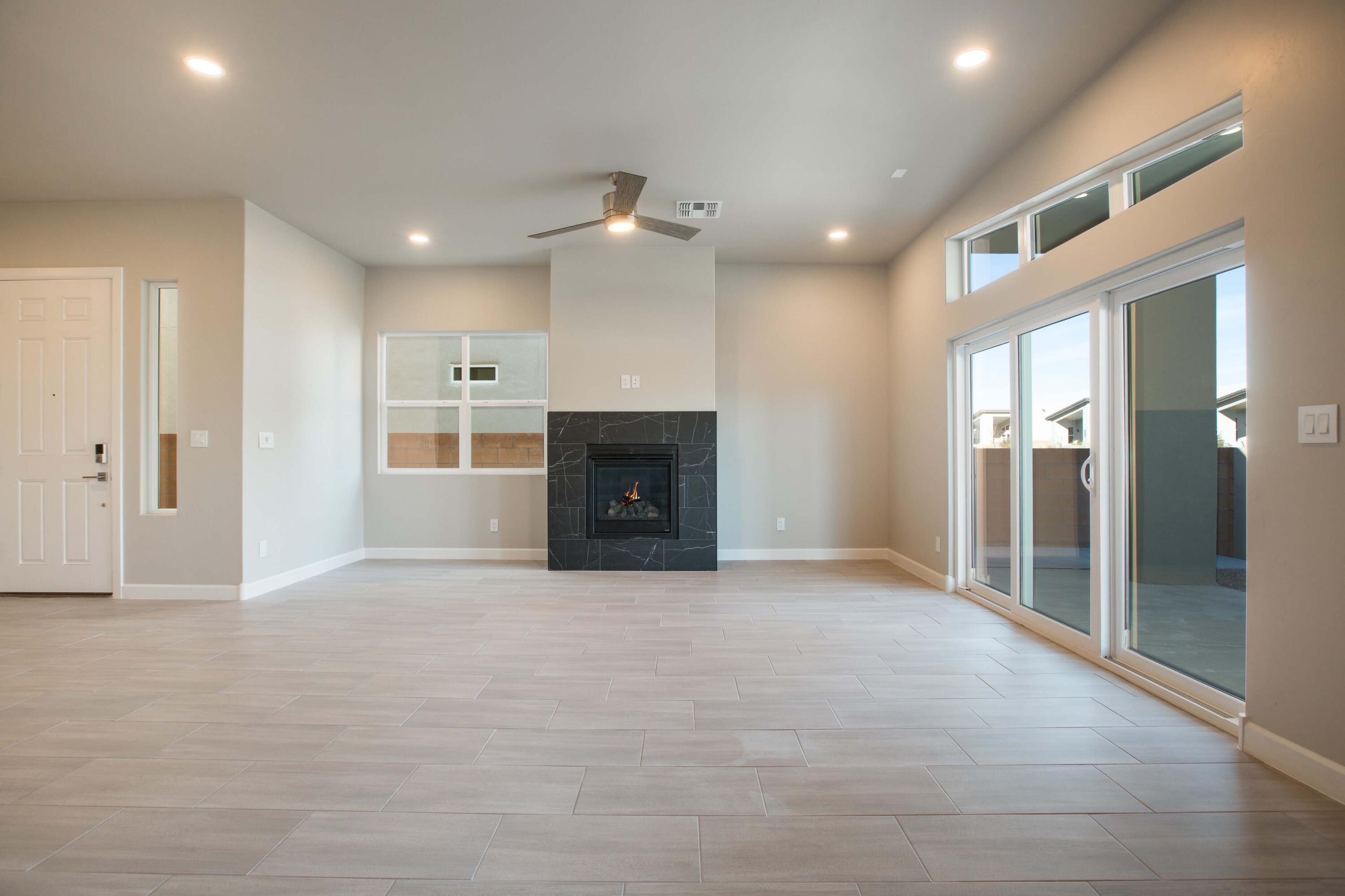 2432 De Kooning Avenue SE