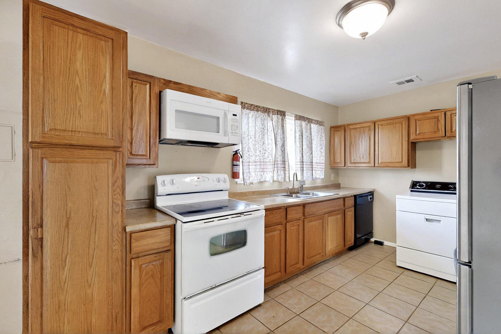 1523 Conchas Street, Albuquerque, New Mexico image 15