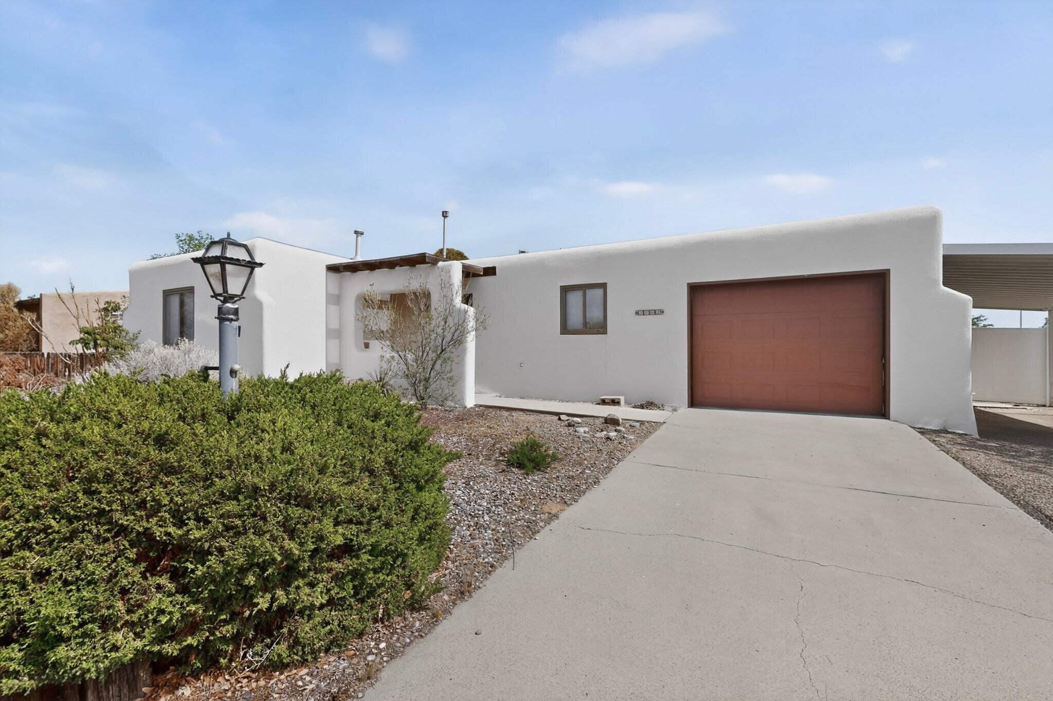 4709 El Hachero Court SE