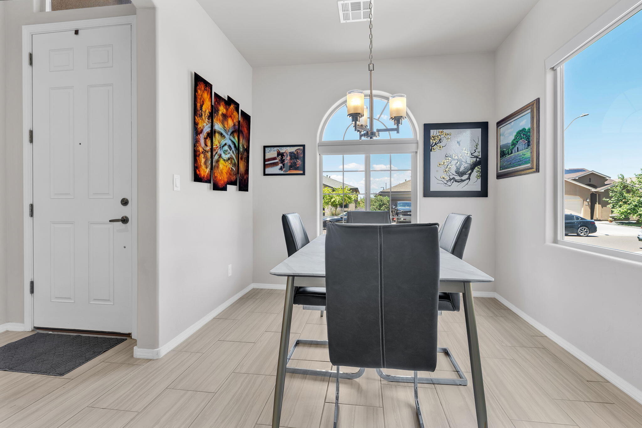 4244 Crowned Eagle Loop NE