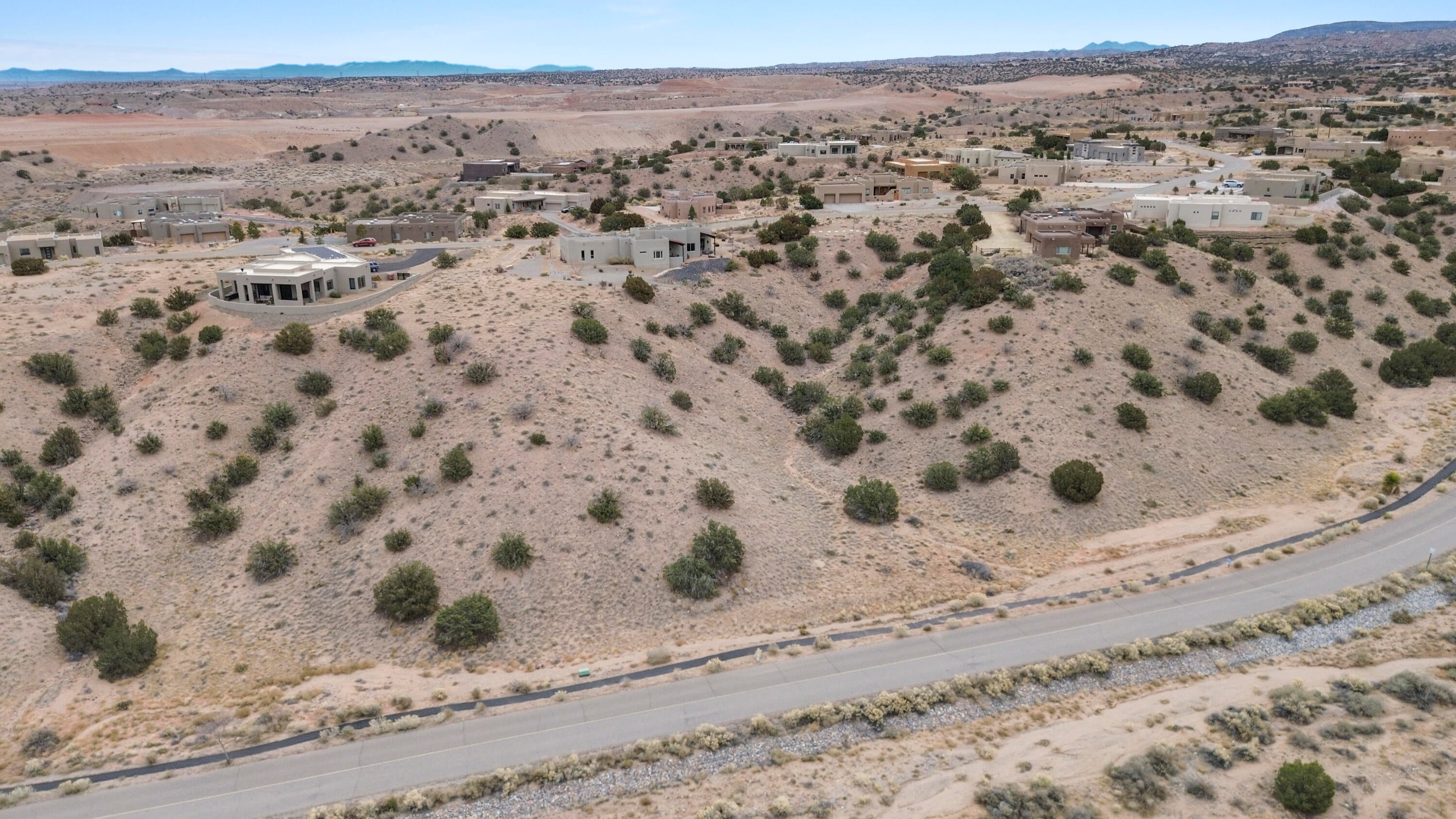 15 Mimbres Court