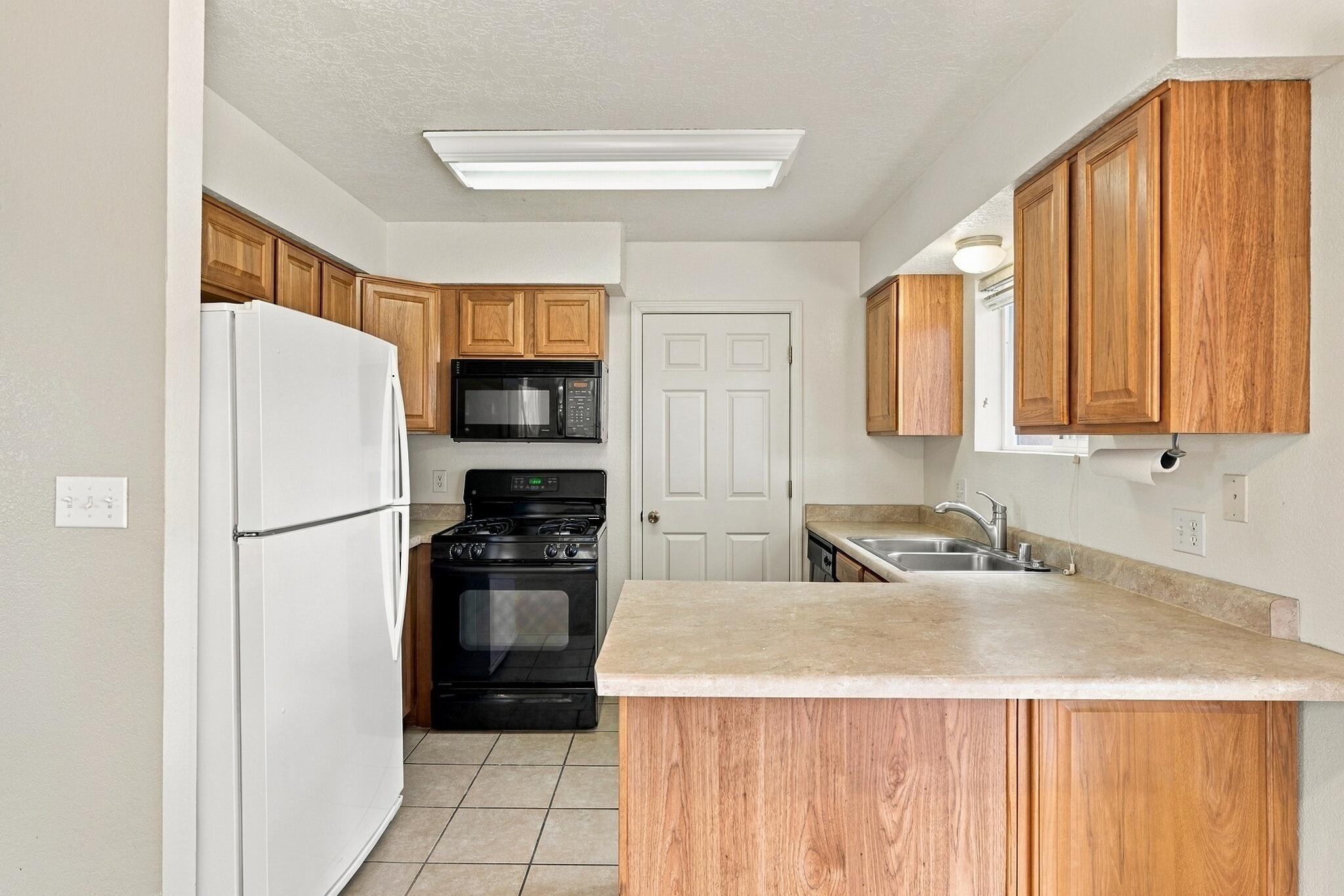 1004 Mineral Way 1