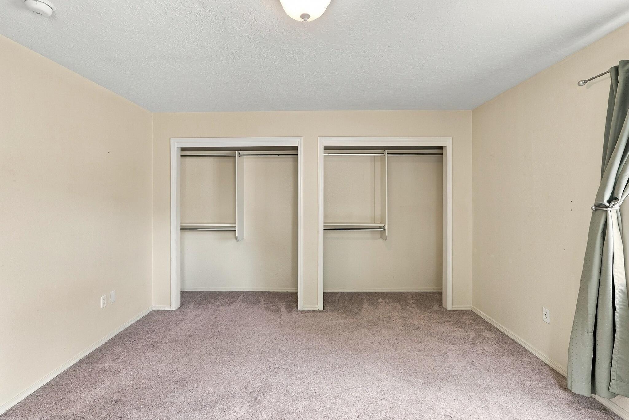 1004 Mineral Way 1