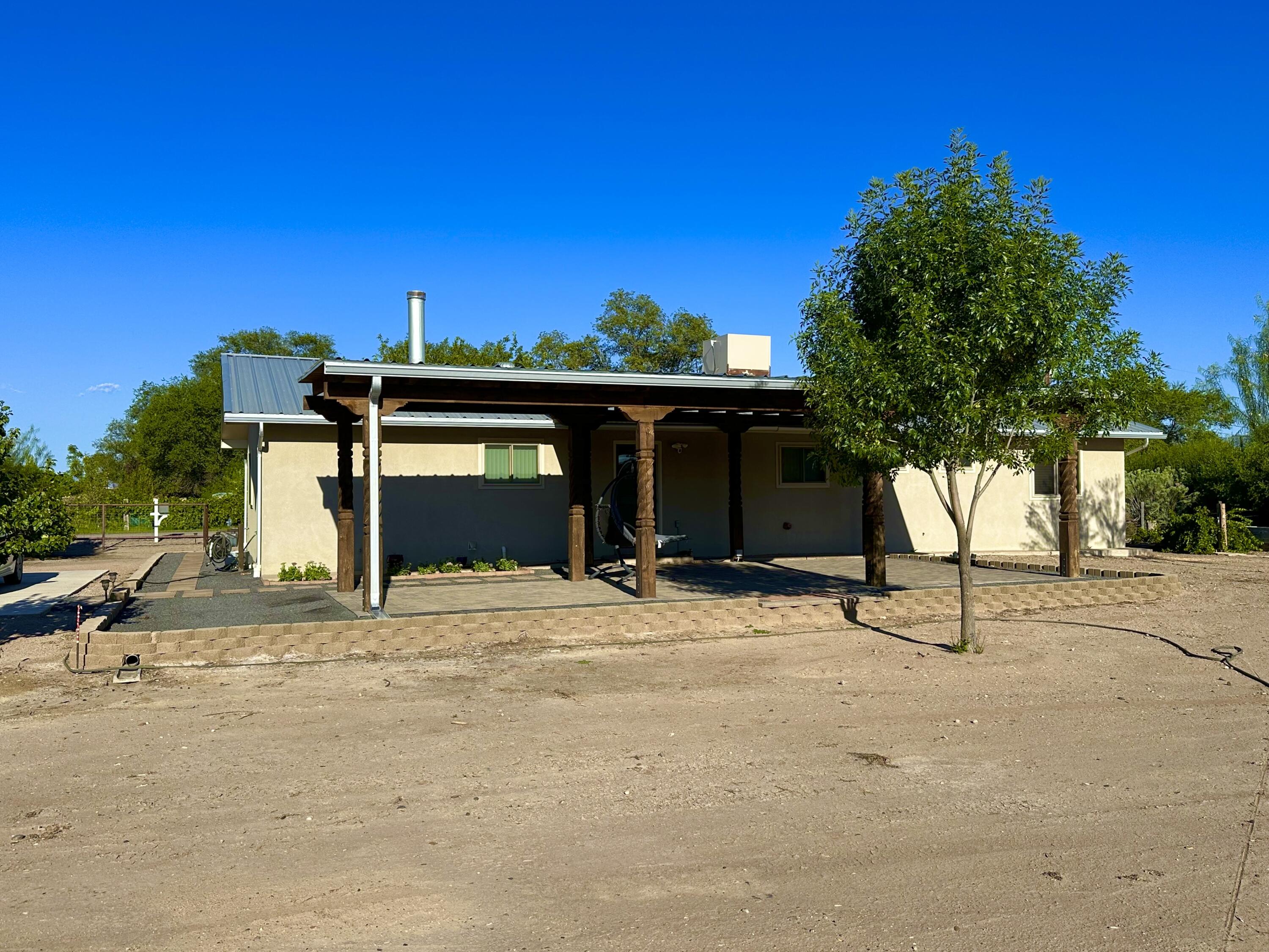 Photo 2 of 2 of 8 Silva Road house