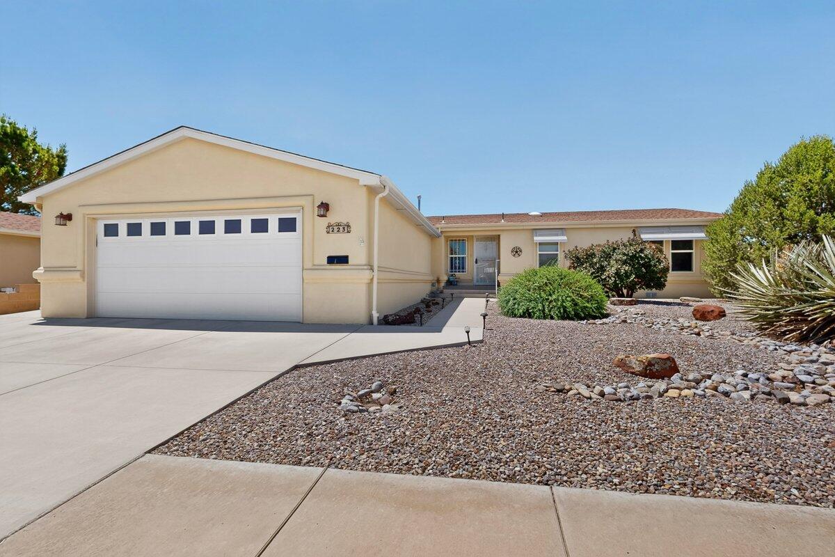 223 Sunrise Bluffs Drive