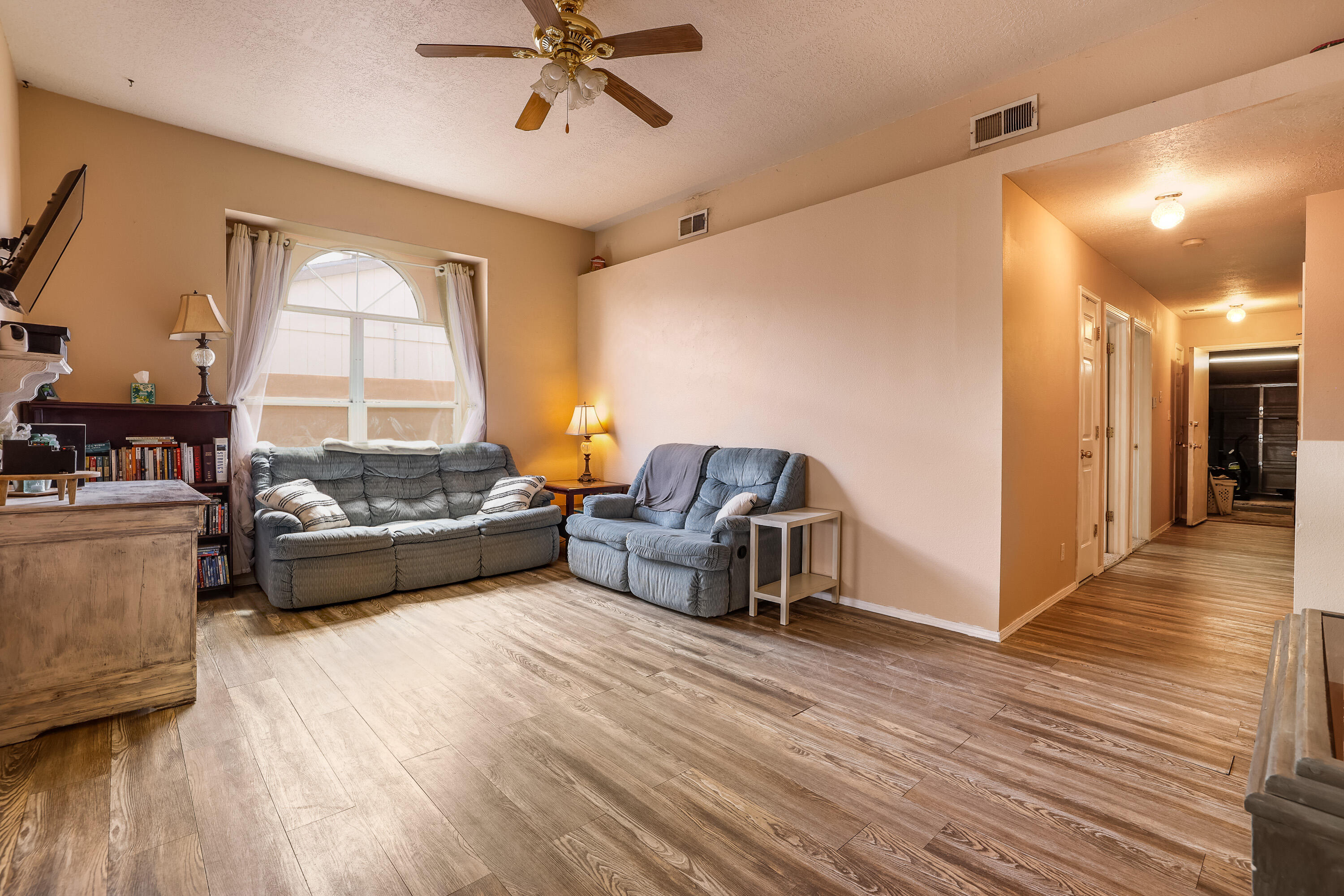 1928 Strawberry Drive, Rio Rancho, New Mexico image 3