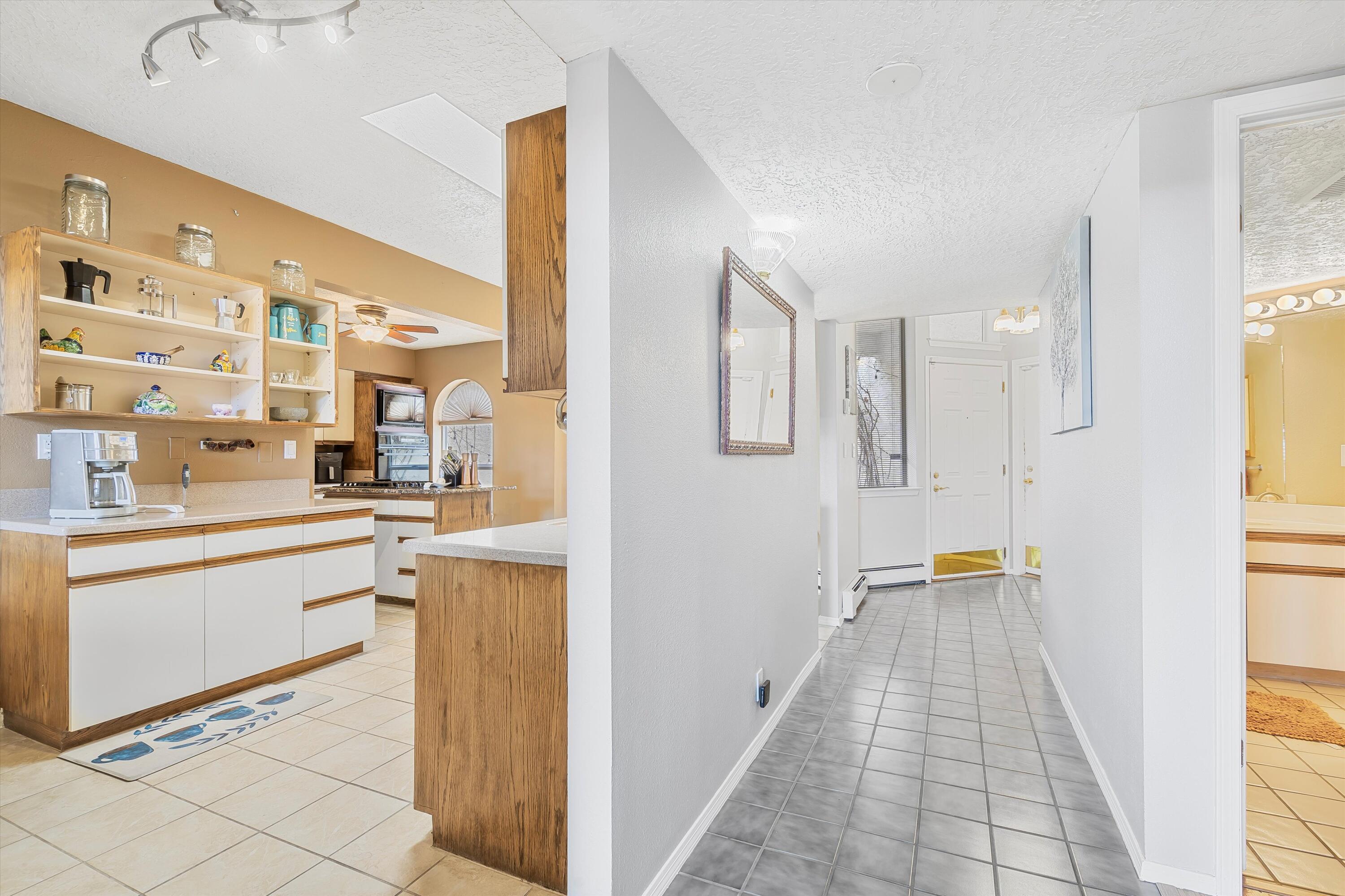 582 Eastlake Drive, Rio Rancho, New Mexico image 6