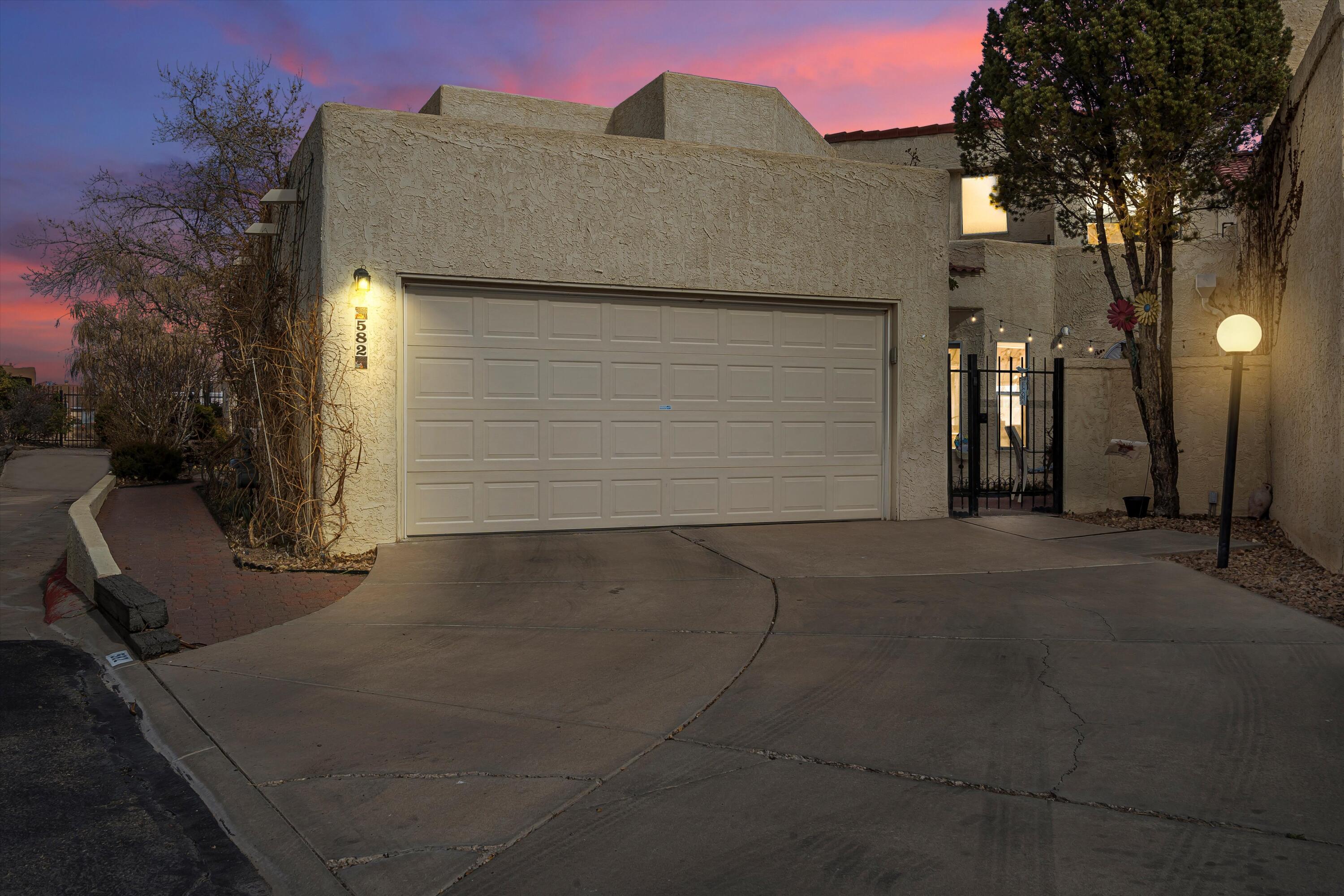 582 Eastlake Drive, Rio Rancho, New Mexico image 1